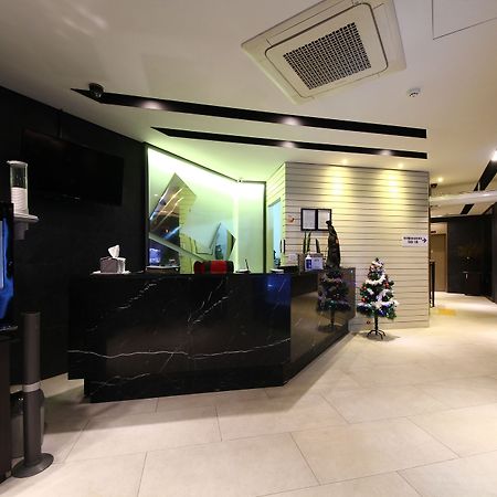Habibi Hotel Инчон Екстериор снимка